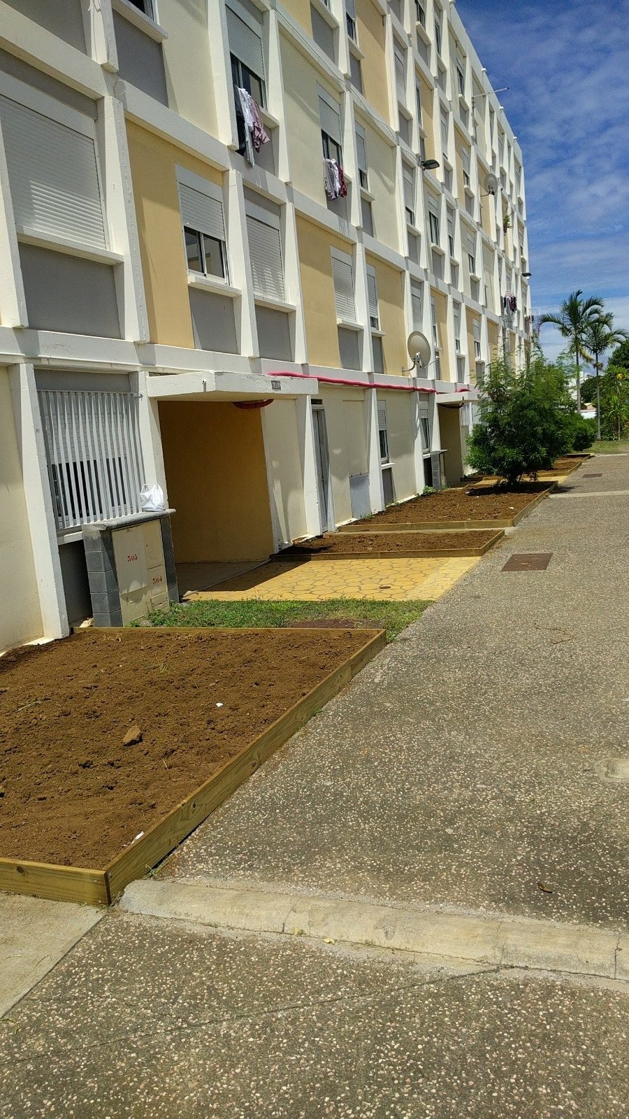 Embellissement shlmrzup 1 bat e et f le port